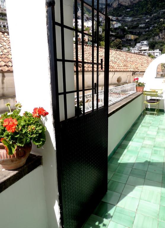 La Tavolozza Residence Positano Bagian luar foto