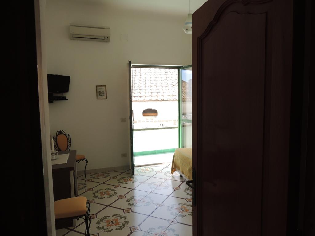 La Tavolozza Residence Positano Bagian luar foto