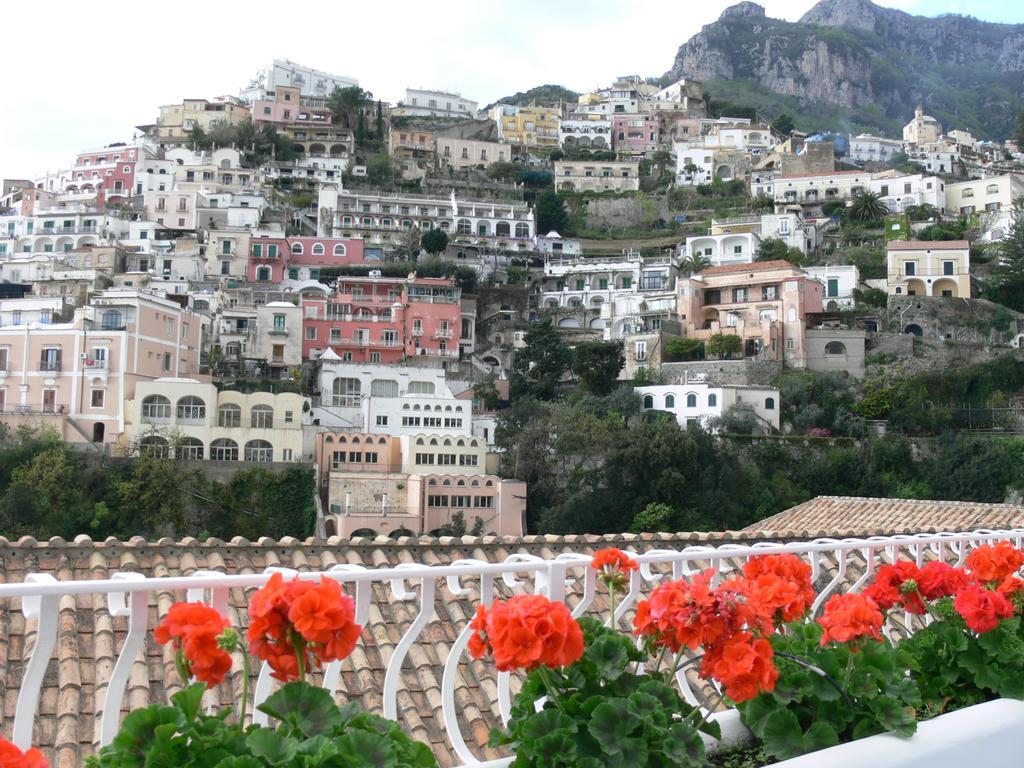 La Tavolozza Residence Positano Ruang foto