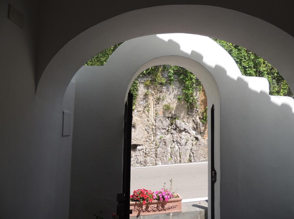 La Tavolozza Residence Positano Bagian luar foto